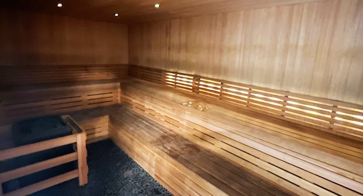 12.1 Bposhtls SLC Sauna