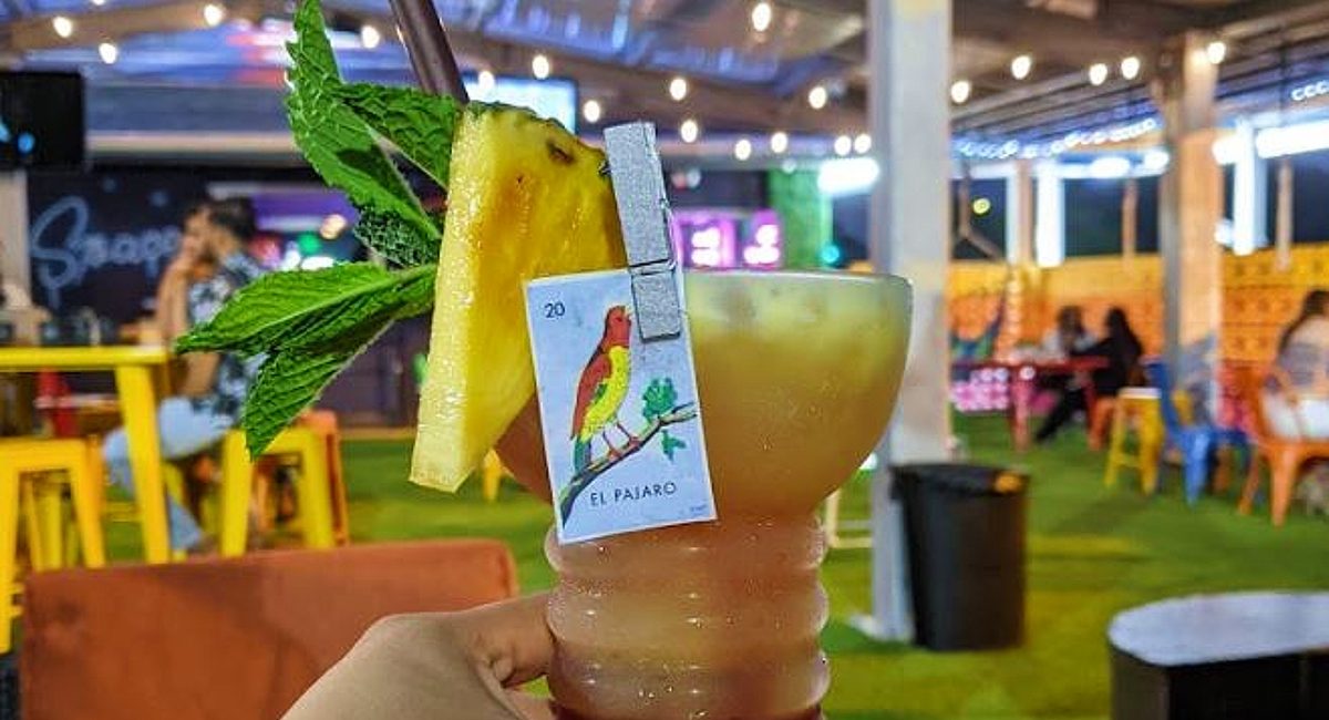 15 Bposhtels Houston Drinks 2