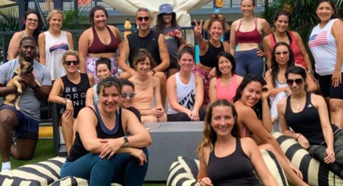 17 Bposhtels Houston Yoga People
