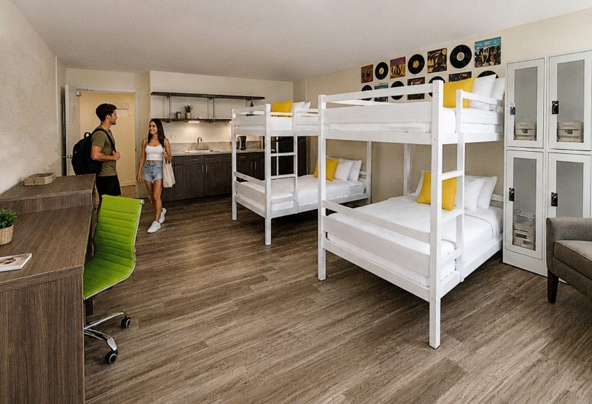 Bposhtels Nashville 4 Room 1 Bunk