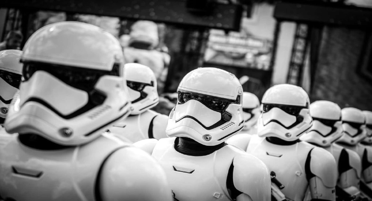 troopwalkJUDD-1-smaller-1030x655